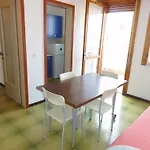 Comfy Flat With Pool-beahost アパート