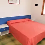 Comfy Flat With Pool-beahost アパート