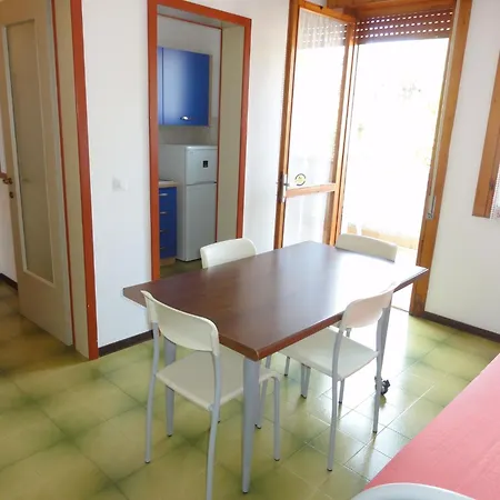 Comfy Flat With Pool-beahost Appartamento