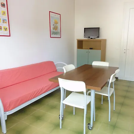 Comfy Flat With Pool-beahost Διαμέρισμα *