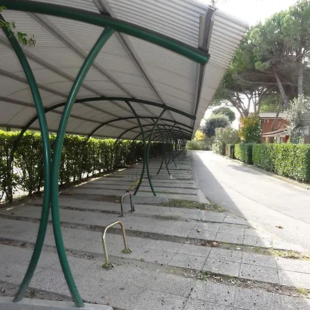 Comfy Flat With Pool-beahost * Μπιμπιόνε