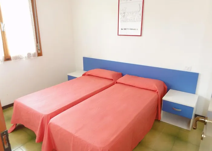 Comfy Flat With Pool-beahost *