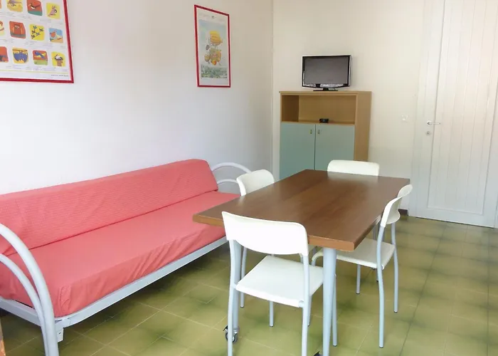 Comfy Flat With Pool-beahost Apartman *